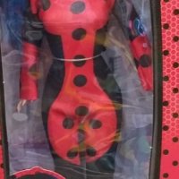 Кукла на Калинката и Черния котарак (Ladybug), снимка 1 - Кукли - 41396629