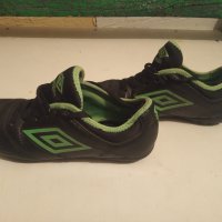 Бутонки тип стоножки Umbro номер 38, снимка 1 - Футбол - 41082348