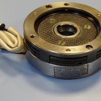 Съединител електро-магнитен Dessau KLDX 2.5 electromagnetic clutch, снимка 7 - Резервни части за машини - 41084646