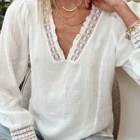 Дамска памучна блуза в бяло с V-образно деколте с бродерия, снимка 7 - Блузи с дълъг ръкав и пуловери - 44382591