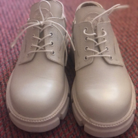 Обувки , снимка 1 - Дамски елегантни обувки - 44693573
