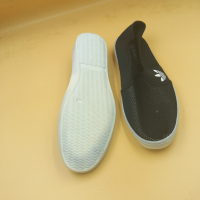 Мъжки обувки, снимка 2 - Ежедневни обувки - 44584158