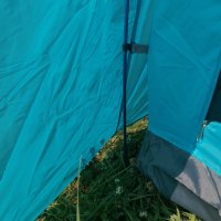 Продавам чисто нова синя много лека двуслойна палатка с алуминиеви рейки и два входа , снимка 8 - Палатки - 41573471
