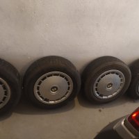 Джанти със зимни гуми и тасове 195/65/R15 - 4 бр. , снимка 1 - Гуми и джанти - 42653032