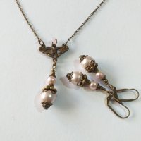 Красив бронзов Викториански Перлен комплект с розови кристални перли , снимка 7 - Бижутерийни комплекти - 40710038