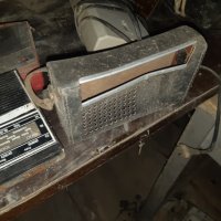 Стари радио приемници, снимка 5 - Радиокасетофони, транзистори - 42484612