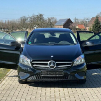  Mercedes-Benz A-КЛ Blueefficiency, снимка 4 - Автомобили и джипове - 36193780