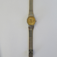 Рядък ретро часовник BWC Swiss Flatline II Quartz 153008, унисекс, снимка 3 - Мъжки - 44685540