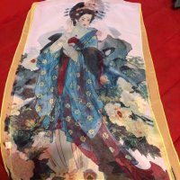 Копринен шал с Японски мотиви, снимка 1 - Шалове - 42305247