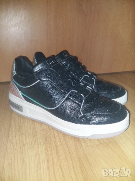 Сникърси на Guess, снимка 1