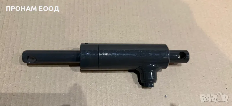 Хидравличен цилиндър за автоматичен бързосменник, снимка 1