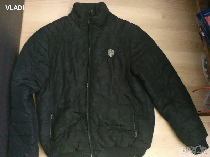 Яке Raymond, снимка 1