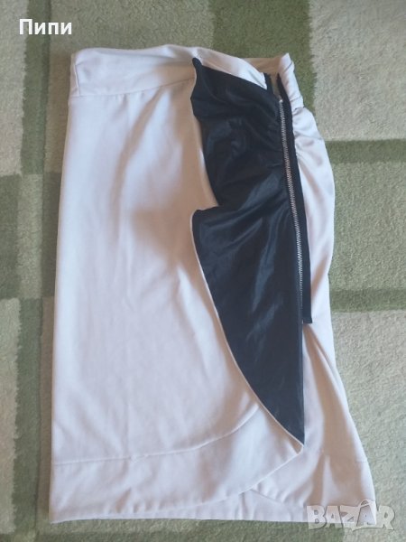 Интересна пола,плътна в бяло, черно, снимка 1