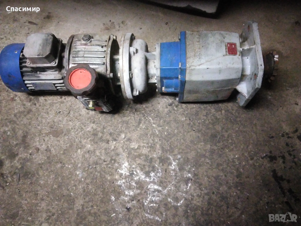 Ел двигател с редуктор и Вариатор 0,75kw на 1400обр изх 1,8/3,1обр, снимка 1