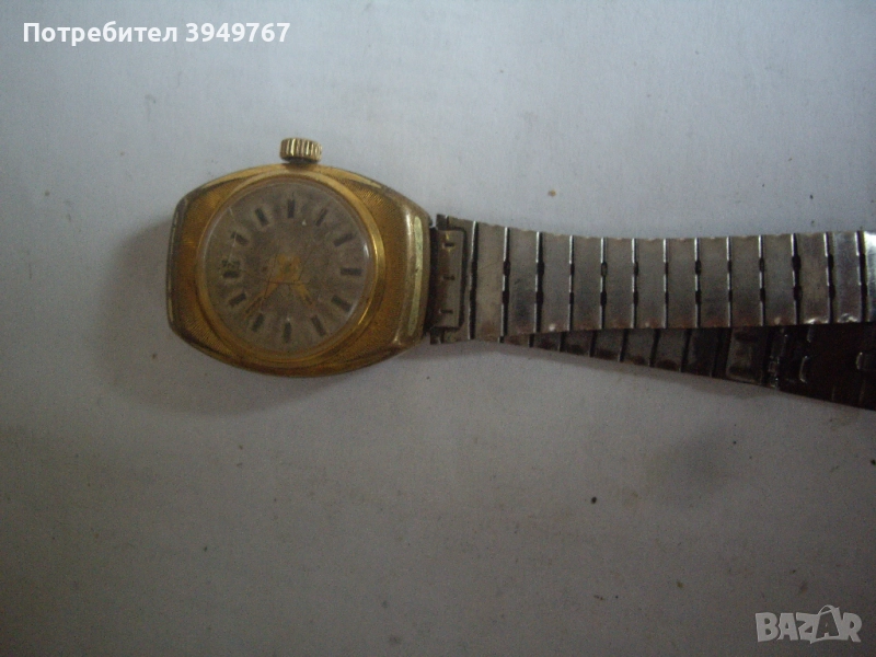 Стар дамски  позлатен часовник., снимка 1