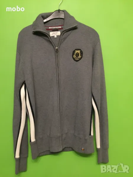 Мъжка сива жилетка,марка S.Benedetto,размер„ L „ с дълъг ръкав и надпис на гърба., снимка 1