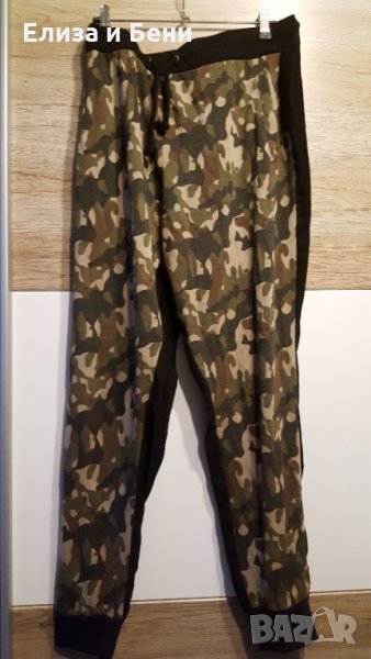 Спортен панталон отпред маскировачен, отзад черен, снимка 1