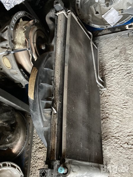 Перка радиатор климатичен воден мерцедес ц класа 200 220 cdi, снимка 1