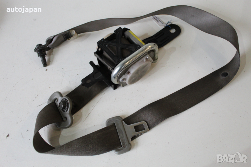 Преден десен предпазен колан Нисан х-трейл 2.2 136кс 05г Nissan x-trail 2.2 136hp 2005, снимка 1