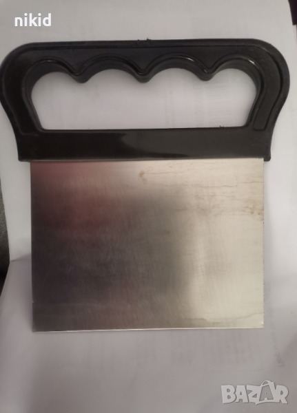 Метална шпатула нож широка за заглаждане на торта крем и рязане на тесто, снимка 1