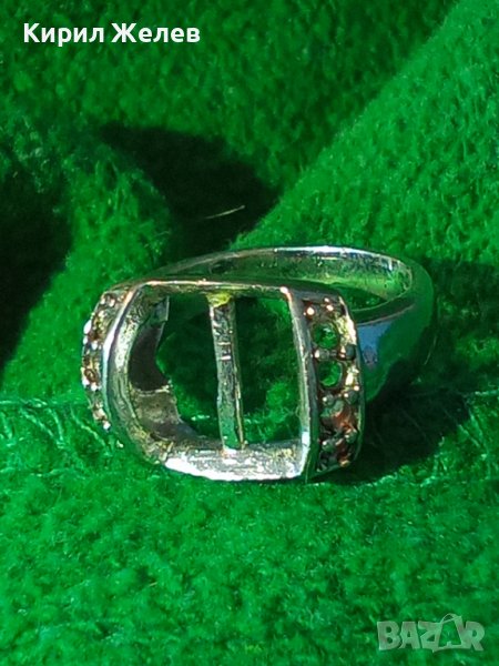 СТАР СРЕБЪРЕН ПРЪСТЕН СРЕБРО 925 с БЯЛА ПОЗЛАТА и МЯСТО За ИНКРУСТИРАНЕ на СКЪПОЦЕНЕН КАМЪК 38238, снимка 1