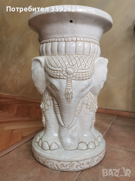 Декоративна маса, снимка 1