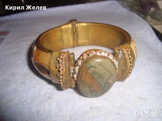 СТАРА НЕФРИТЕНА ТИБЕТСКА ЕТНОГРАФСКА БРОНЗОВА ГРИВНА с ОБКОВ от РОГ МАЙСТОРСКА РЪЧНА ИЗРАБОТКА 26205, снимка 7 - Антикварни и старинни предмети - 35996878