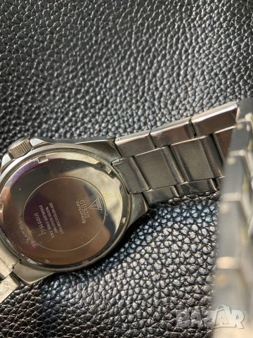 Мъжки часовник Guess, снимка 4 - Мъжки - 34060362