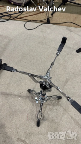 Tama snare stand- стойка за барабанче Тама, снимка 4 - Ударни инструменти - 53211673