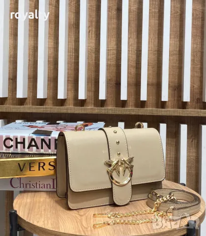 Pinko дамски чанти Различни цветове , снимка 3 - Чанти - 49484067