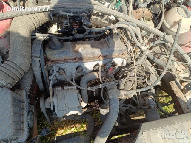 VW Passat B3 1.8 Бензин За Части, снимка 3 - Автомобили и джипове - 50503323