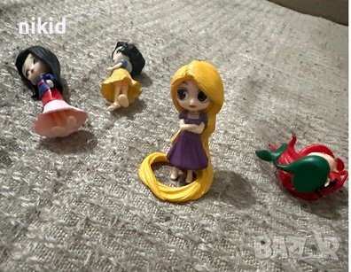 4 бр малки принцеси принцеса фигурки фигурка Рапунцел Ариел Снежанка Мулан пластмасова играчка топер, снимка 3 - Фигурки - 44439149