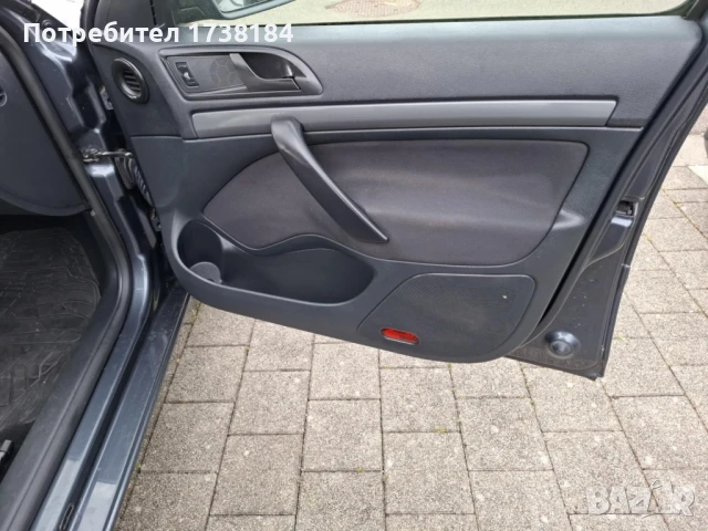 Skoda Octavia 1.2 турбо, снимка 8 - Автомобили и джипове - 50847424