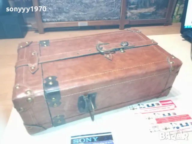 MADE FOR IRISH PROVINCIAL HAMPERS-КОЖЕН КУФАР LHD1E2209242040, снимка 5 - Антикварни и старинни предмети - 47324247