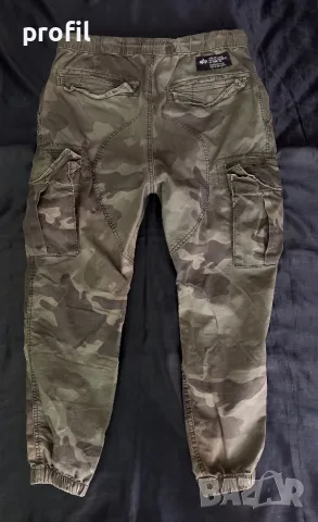 American Eagle M камуфлажен карго панталон, снимка 3 - Панталони - 56325223
