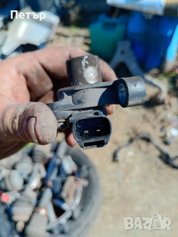 Датчик - позиция на колянов вал volvo 30713485, снимка 2 - Части - 53844857