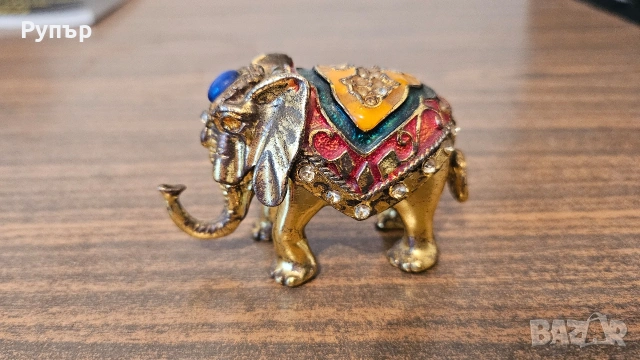 Бронзово слонче с емайли