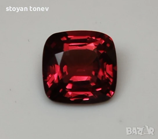 Безупречен червен шпинел с тегло 2.38кт.! Сертификат! Нов!, снимка 6 - Други - 47351194