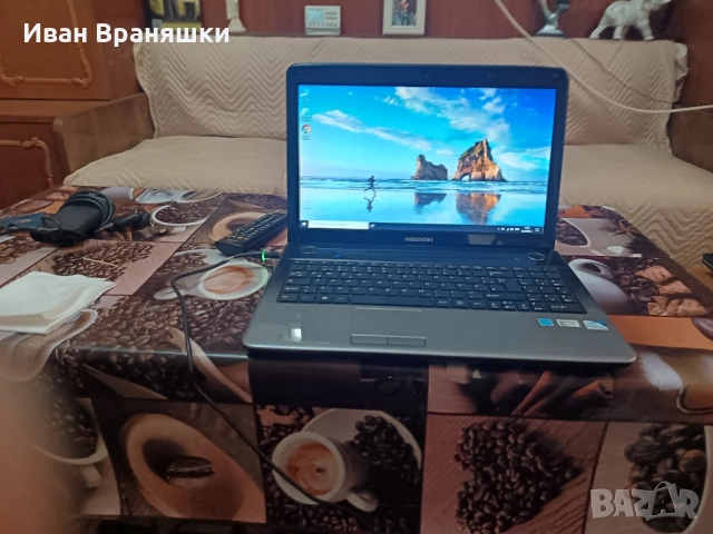 лаптоп MEDION E6234, снимка 6 - Лаптопи за дома - 51454863