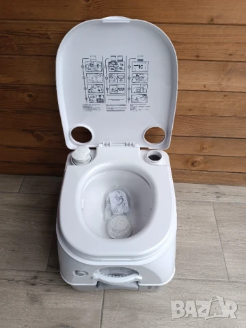 Химическа тоалетна Dometic 972, снимка 6 - Химически тоалетни - 50994707