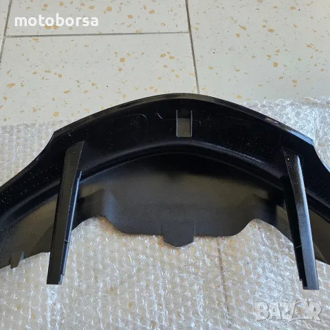 Yamaha Majesty 400 заден капак акумулатор скойлер над акумулатор, снимка 3 - Части - 55994642