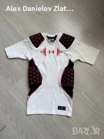 Компресионна фланелка с протектори Under Armour HeatGear - Размер L⁠
