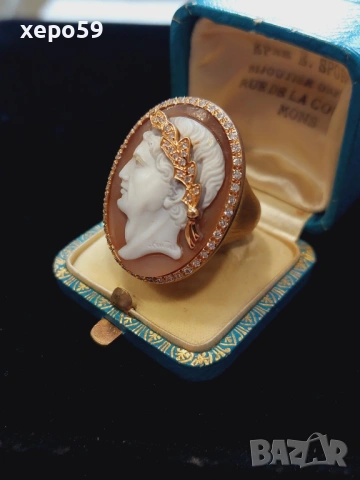 Уникален дамски златен пръстен,злато 18 карата,45 брилянта,и огромна камея, снимка 3 - Пръстени - 53840580