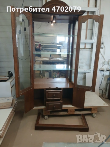 Старинна витрина, снимка 3 - Антикварни и старинни предмети - 53022115
