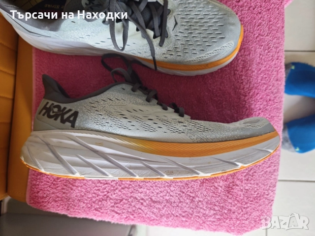 Мъжки маратонки Hoka Clifton 8 Trainers UK Size 12.5 EU 47 сиви grey, снимка 2 - Маратонки - 52004439