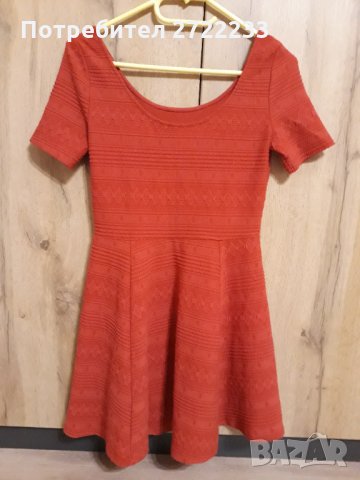 Червена рокля , снимка 2 - Рокли - 35872354