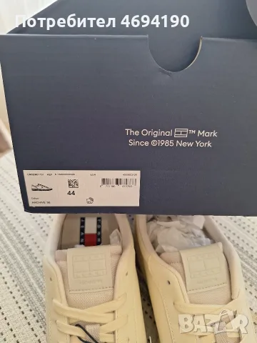 Оригинални кожени маратонки TOMMY HİLFİGER, снимка 9 - Маратонки - 55851609