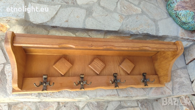 Дъбова закачалка с рафт и красиви орнаменти , снимка 2 - Закачалки - 52805896