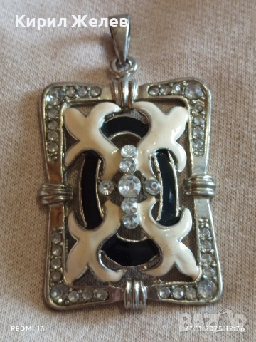 КРАСИВА ВИСУЛКА с ЕМАЙЛ и КРИСТАЛИ ИЗЯЩЕН МОДЕН АКСЕСОАР 43505, снимка 2 - Колиета, медальони, синджири - 52501678