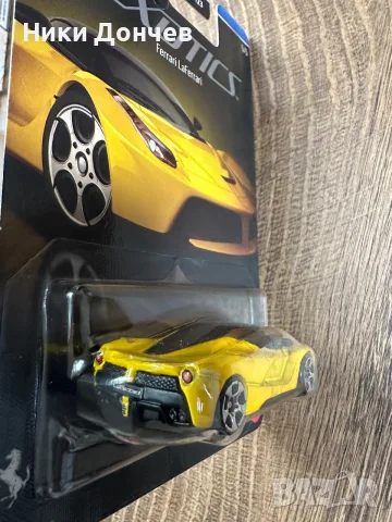 Hot wheels ferrari, снимка 4 - Коли, камиони, мотори, писти - 56065173